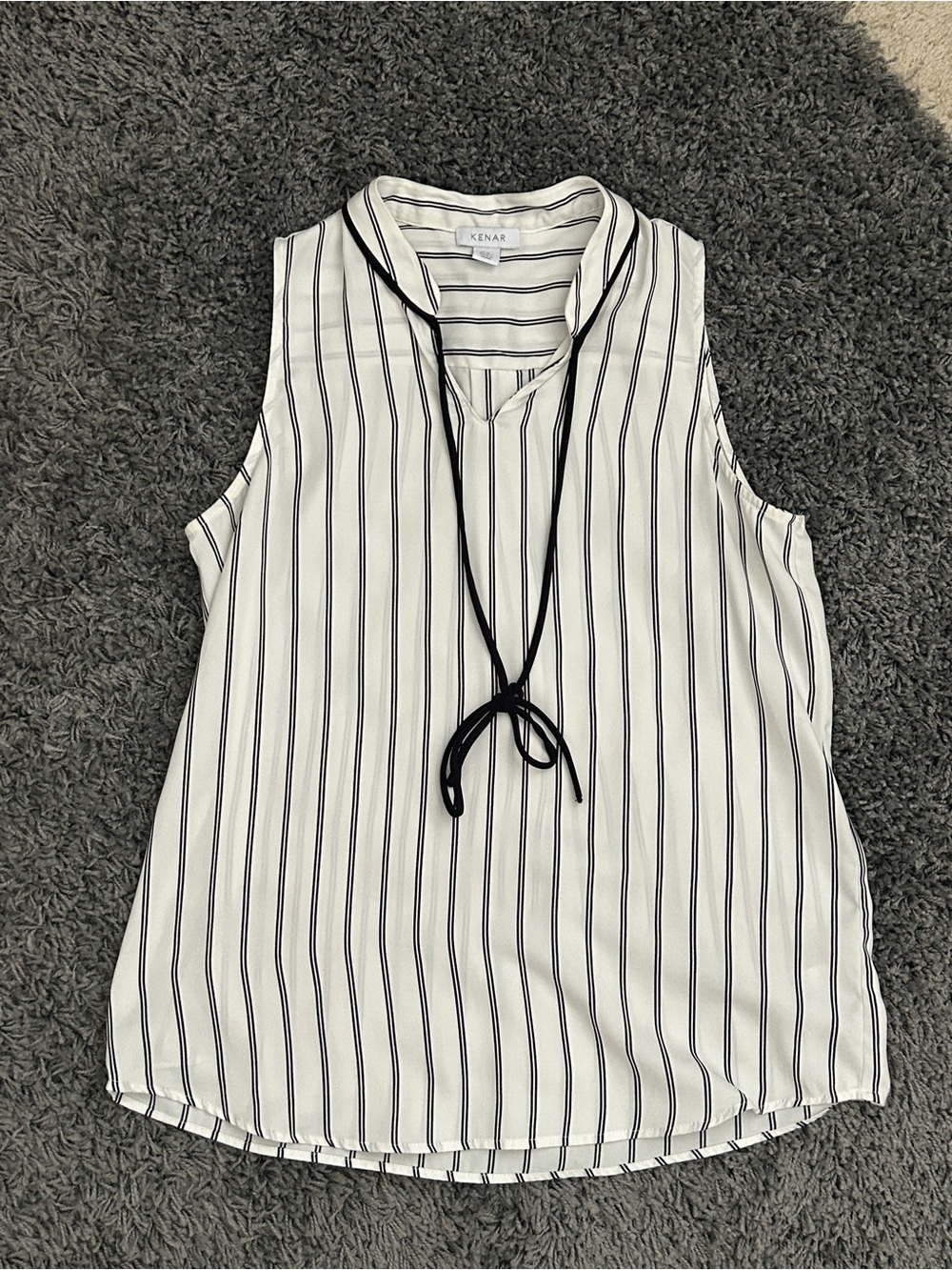 White Black Stripe Sleeveless Blouse | Kenar Tie Neck V-Neck Career Office Top